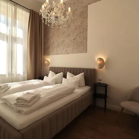 Apartma Hilda 1905 Κάρλοβι Βάρι